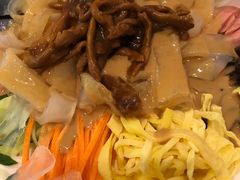 肉丝拌拉皮-洁神饭庄·海鲜·青岛菜·30年老字号(五四广场店)