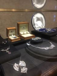 -御美西洋古董珠宝(亮马国际珠宝古玩城店)