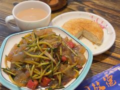 -巴音陶日故德烩菜馆(体育场店)