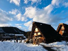 -白川乡与五箇山的合掌构造村落