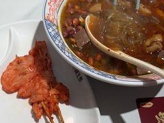 肥肠酸辣粉-小杨生煎(黄河路美食休闲街店)