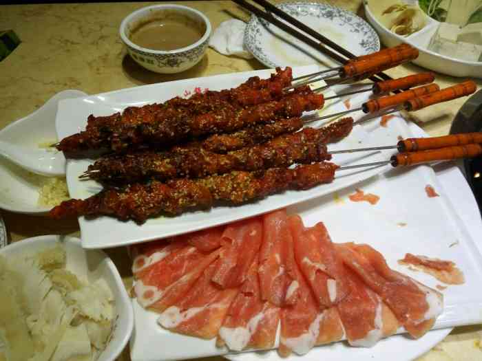 寿山领头羊火锅店-"羊肉很好吃,还赠送大串,还会再去的.