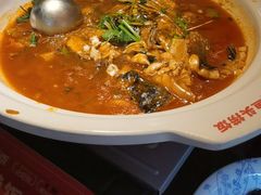 -魏铭鱼头捞饭(晋阳路店)