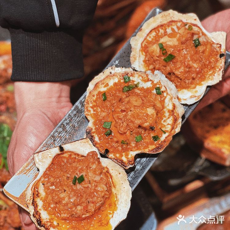 开业就火爆的性价比之王｜东方一串