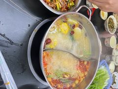 -周良天山牛杂城(天山路总店)