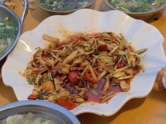 火爆脆肠-周记翘脚牛肉