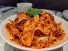 香辣牛板筋-老佛爷铜炉蛙锅(海岸城店)
