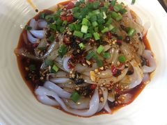 -兔行天下-鸿鹤鲜锅兔(中海国际店)