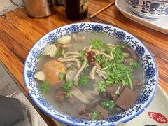 -叶新小吃店(来凤小区总店)