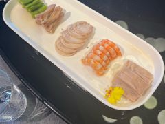 -HOMES上海本帮菜(襄阳公园店)