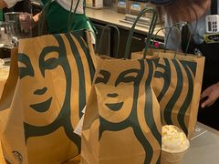 -星巴克臻选(周浦万达店)