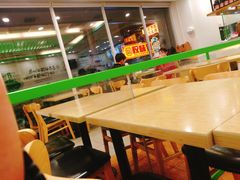大堂-老乡鸡(淮河路步行街店)