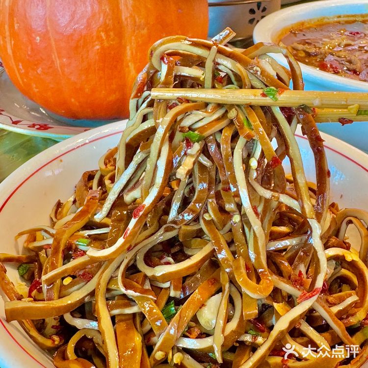 被朋友按头安利八百遍的店❗️今天❗️终于❗️吃上了