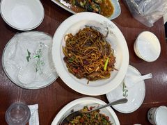 -湖南人家湘菜馆(镇江路店)