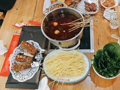 -洪忠涮烤王(嵩山路店)
