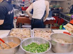 自助取餐区-华姐鸡粉(教育路店)