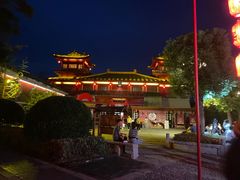 -茅山东方盐湖城景区