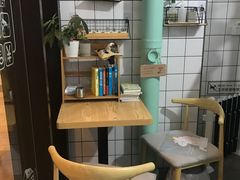 -蜜蜂小象·榴莲千层蛋糕(时代汇11栋店)
