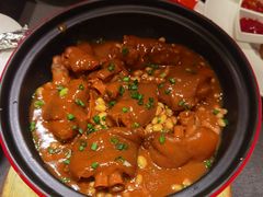 老火黄豆煨猪手-北平盛世·新京菜·北京烤鸭(劲松·双井店)