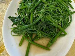 蒜蓉炒佛手瓜叶-粤友餐厅