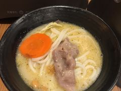 -阿香米线(大唐西市大润发店)