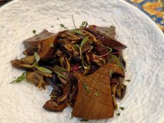 -LESCEDARS Brasserie Bistro香柏树