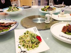 -皇宫大酒店