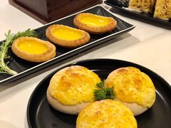 酥皮叉烧包-白天鹅宾馆-宏图府餐厅