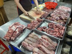 -标记美食新鲜猪杂(兴南大道店)