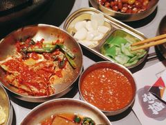 -草家酱蟹炭火烤肉店(珲春南路一店)