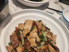 -一品味庄·地标武昌鱼·藕汤湖北菜(黄鹤楼店)
