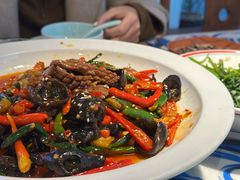 -川流不息·地道川菜·小龙虾(新松江路店)