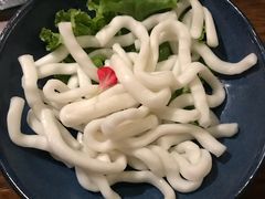 -老牌坊云南鱼豆花火锅(哈西万达店)