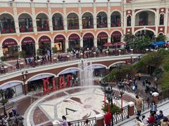 -佛罗伦萨小镇广佛名品奥特莱斯(疏港路店)