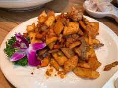 馕炒肉-品回味清真西北楼(宁波首店)