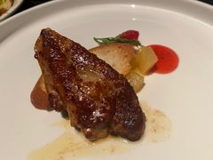 -食间牛排(重庆路万达店)
