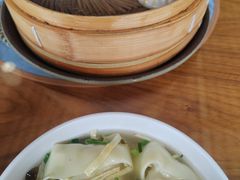 -笑来喜馄饨小笼工坊店(湖滨街店)