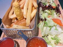 -ins森林童话餐厅coffee&bistro