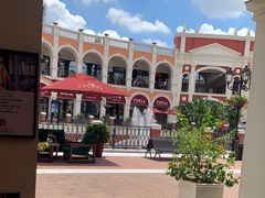 -佛罗伦萨小镇广佛名品奥特莱斯(疏港路店)