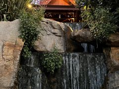 -七彩云南古滇温泉山庄