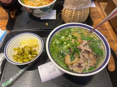 -云阿蛮云南生烫牛肉米线(奉贤路店)