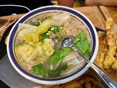 -云阿蛮云南生烫牛肉米线(奉贤路店)