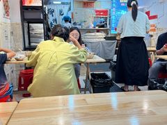 -柳州肥姨妈大骨螺蛳粉(东靖路店)