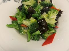 -钰田大院·碳烤虹鳟鱼·怀柔地道农家菜(雁栖湖店)