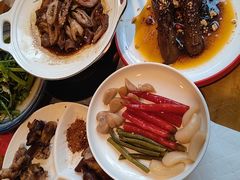 -老鼎万春卤菜(五代传承创始老店)
