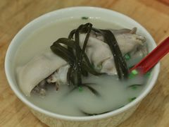 -雷祖芳老妈蹄花店