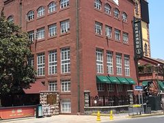 -青啤之家大酒店(登州路店)