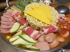 -恩你小木屋·韩式料理(假日广场店)