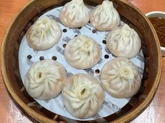 -莱莱小笼·乔艾