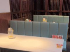 -阿瓦山寨·湘菜现炒·剁椒鱼头王(咸阳总店)